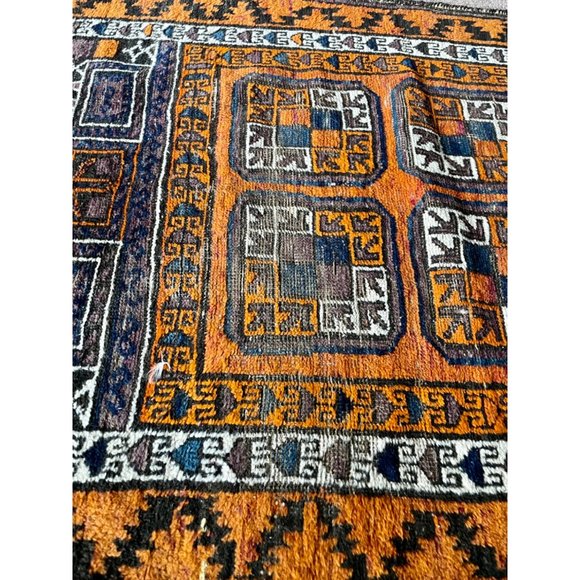 Balouche Prayer Rug 3’ X 5’ - Picture 4 of 6